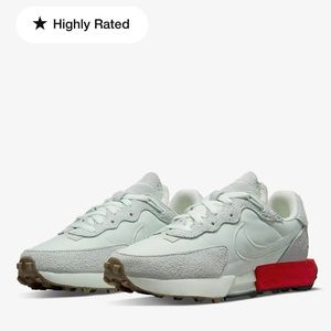 NWT Women’s Nike Fontanka Waffle Size 10.5